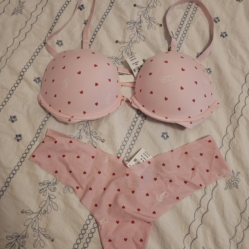 Victoria's Secret Pink Bra and Panty Set with Red Hearts